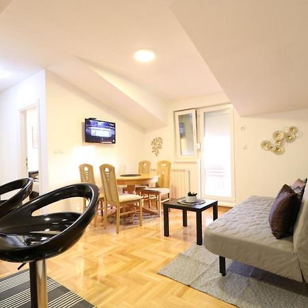 Flat 23 Daire Belgrad Dış mekan fotoğraf