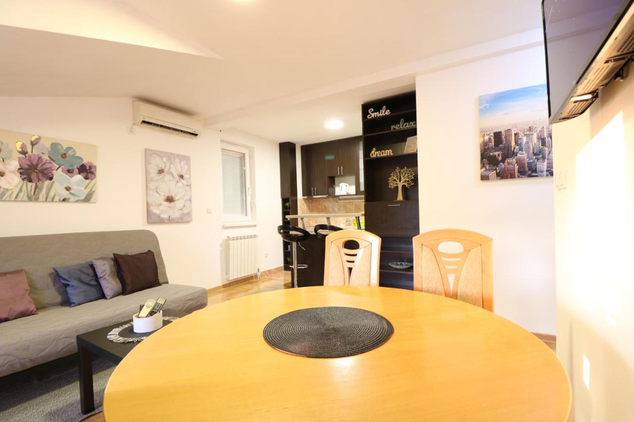 Flat 23 Daire Belgrad Dış mekan fotoğraf